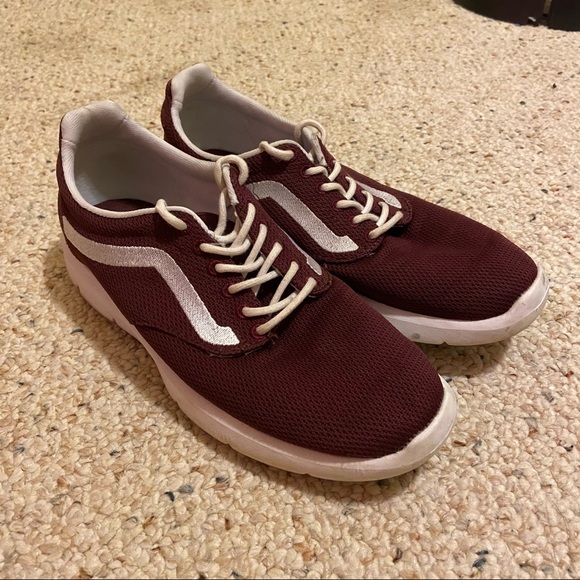 Vans - Picture 3 of 9